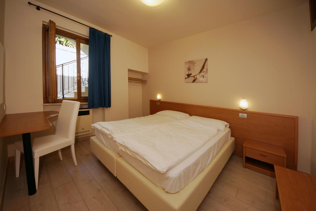 Casa Vacanze Sole Tremosine Esterno foto